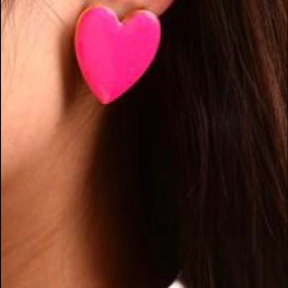 Valentine’s Day Heart Stud Earrings | Boutique | NWT - Picture 8 of 9